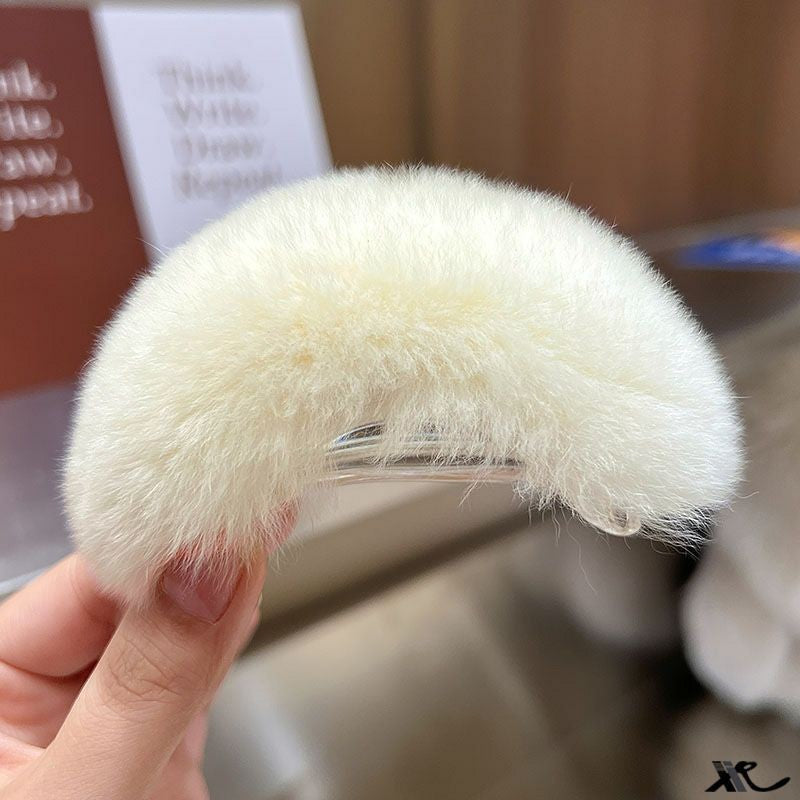 Real beaver fur claws