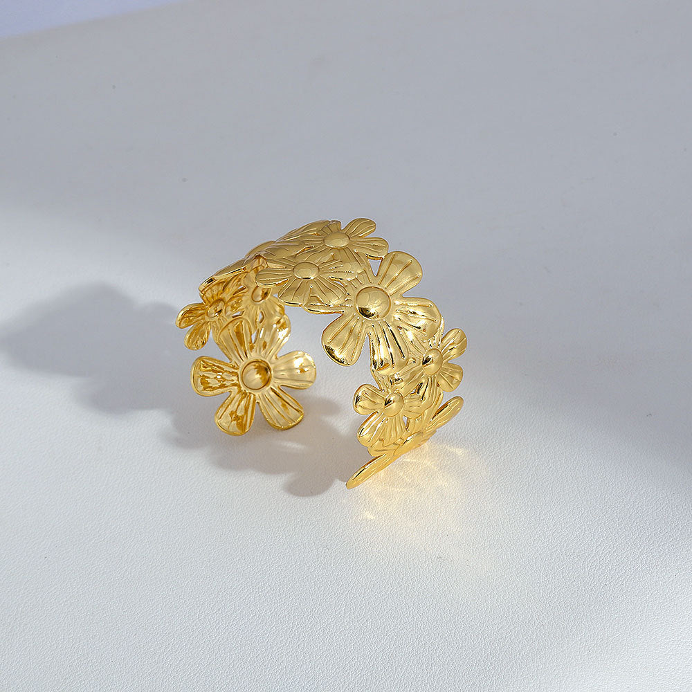 Stainless steel gold adjustable bracelet