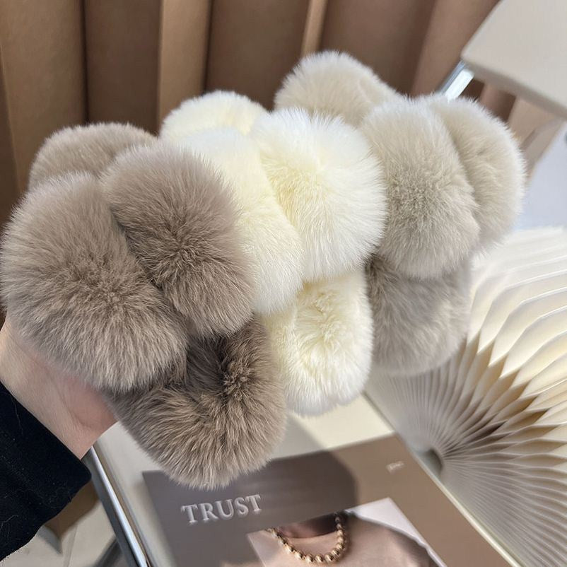Real beaver fur claws