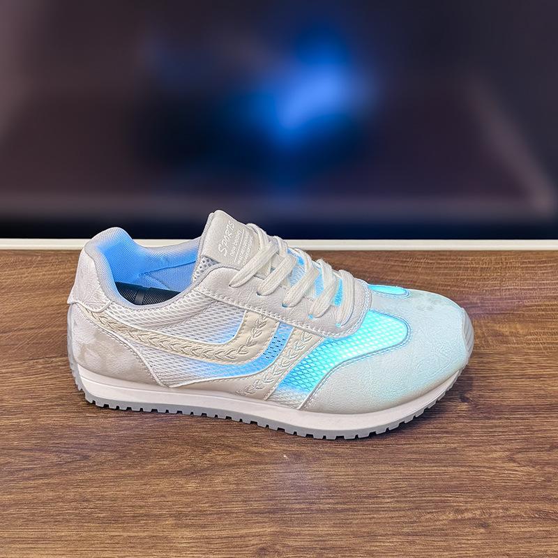 Retro Lace-Up Training Shoes