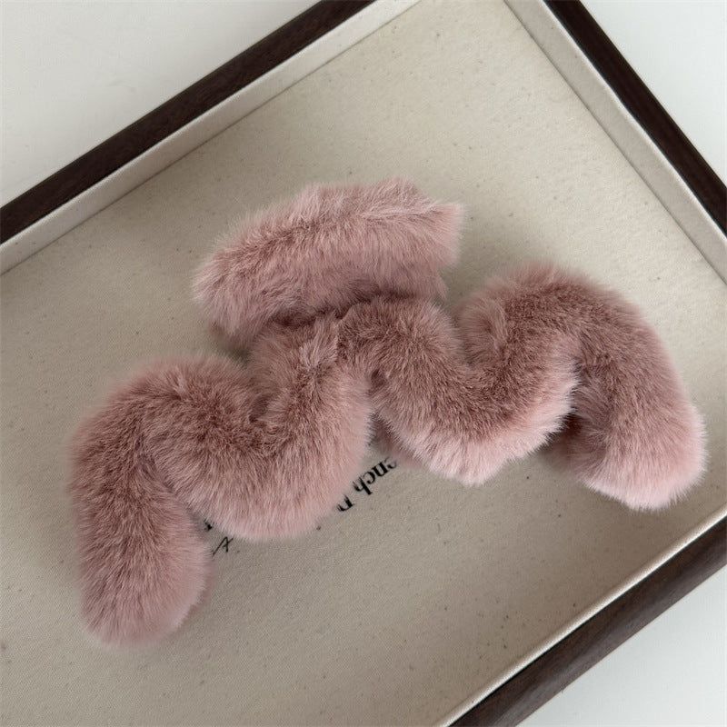 Use hair clips
