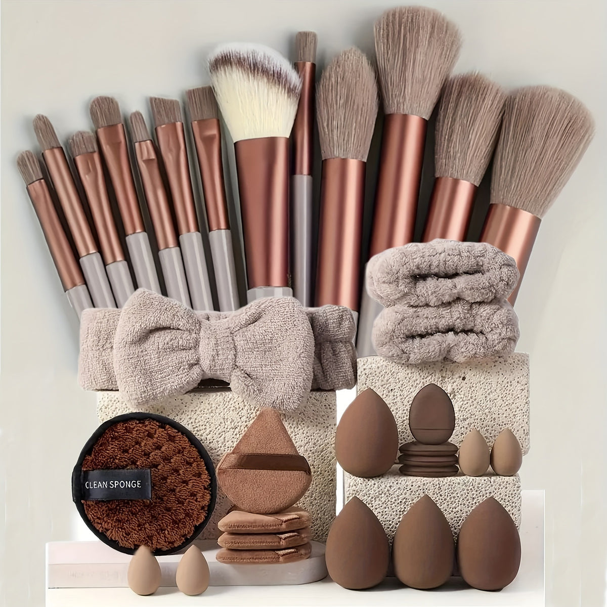 Professional Makeup Brush Set with Bag