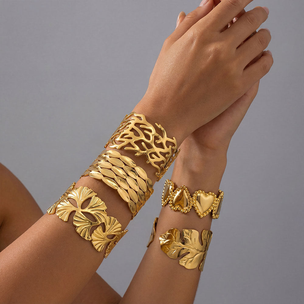 Stainless steel gold adjustable bracelet