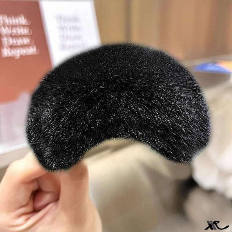 Real beaver fur claws