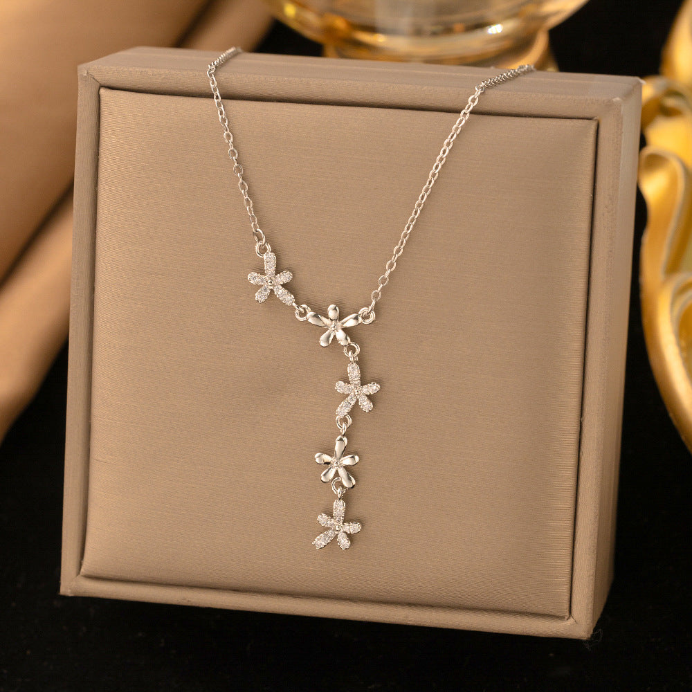 Dazzling Star and Floral Titanium Steel Necklace