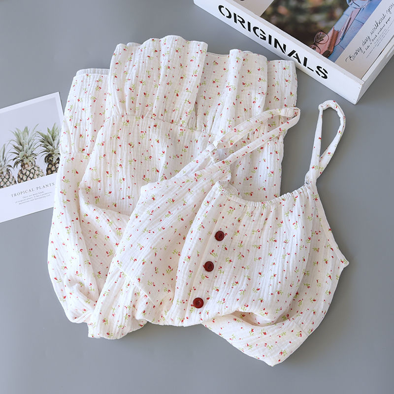 Short-sleeved nightgown
