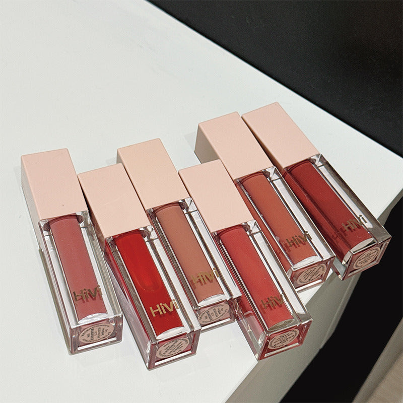 Moisturizing Lip Gloss with Waterlight