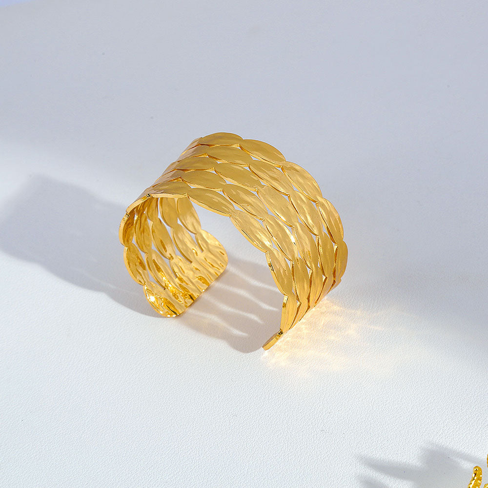 Stainless steel gold adjustable bracelet