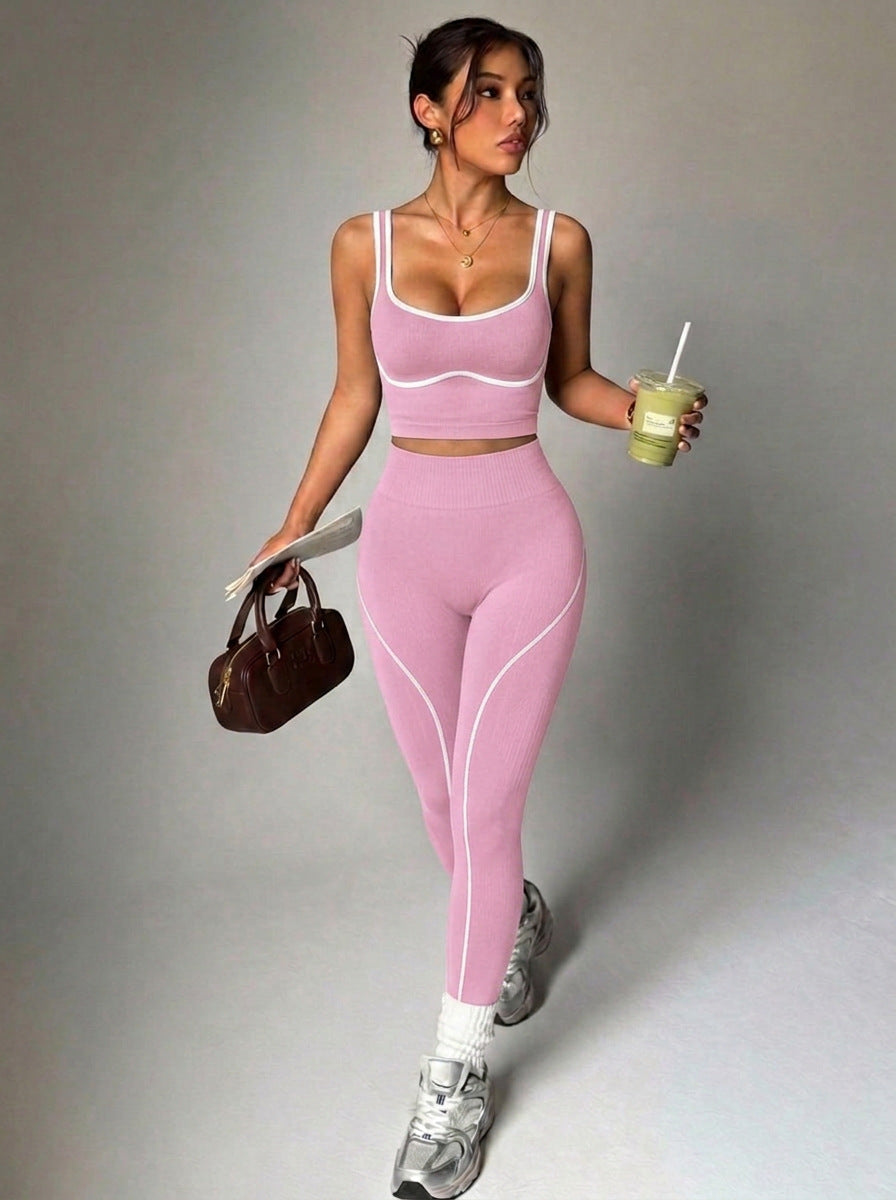 Seamless yoga workout suit