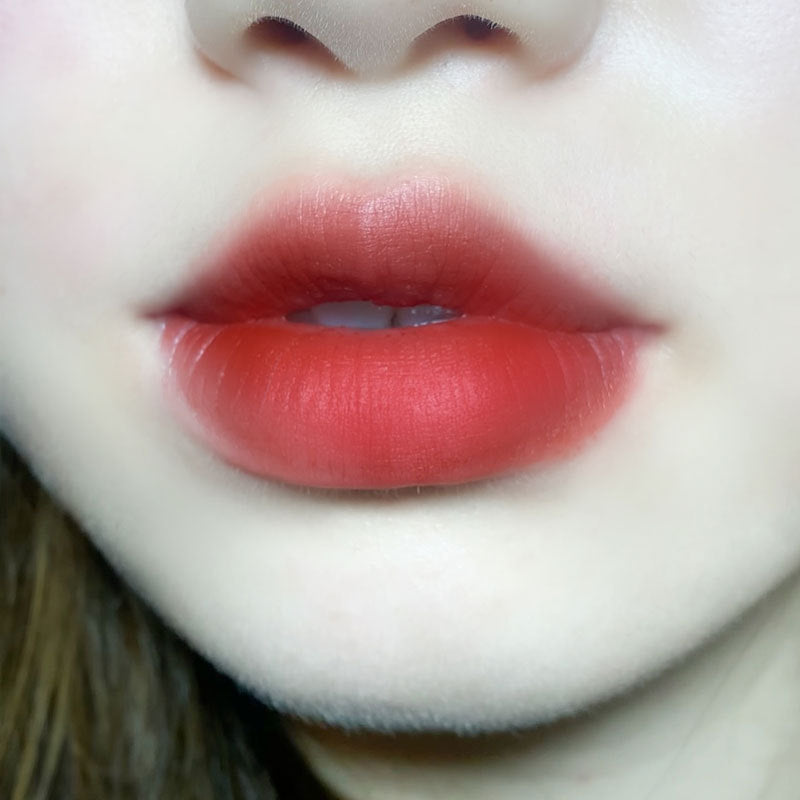Velvet Matte Lip Gloss