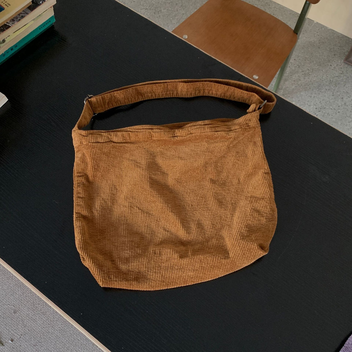 Washed Cordurody Retro Crossbody Bag