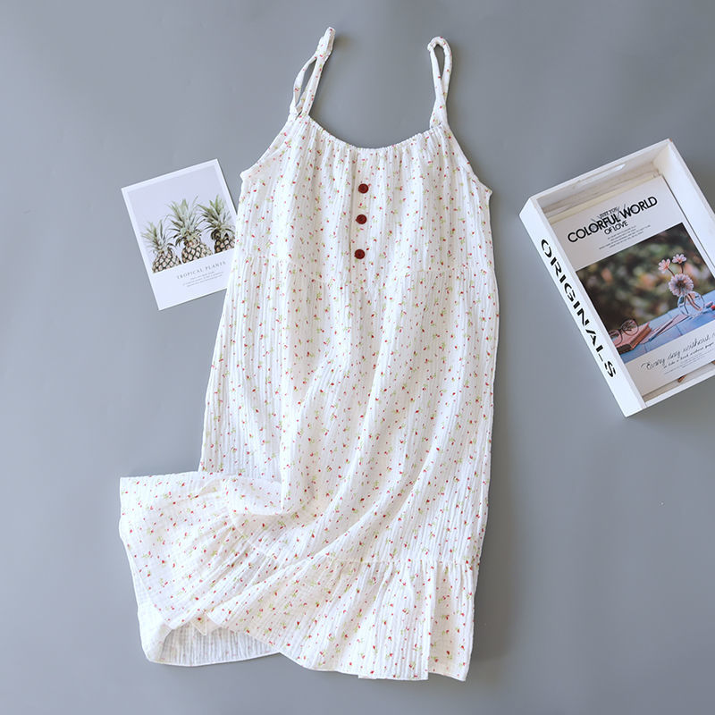 Short-sleeved nightgown