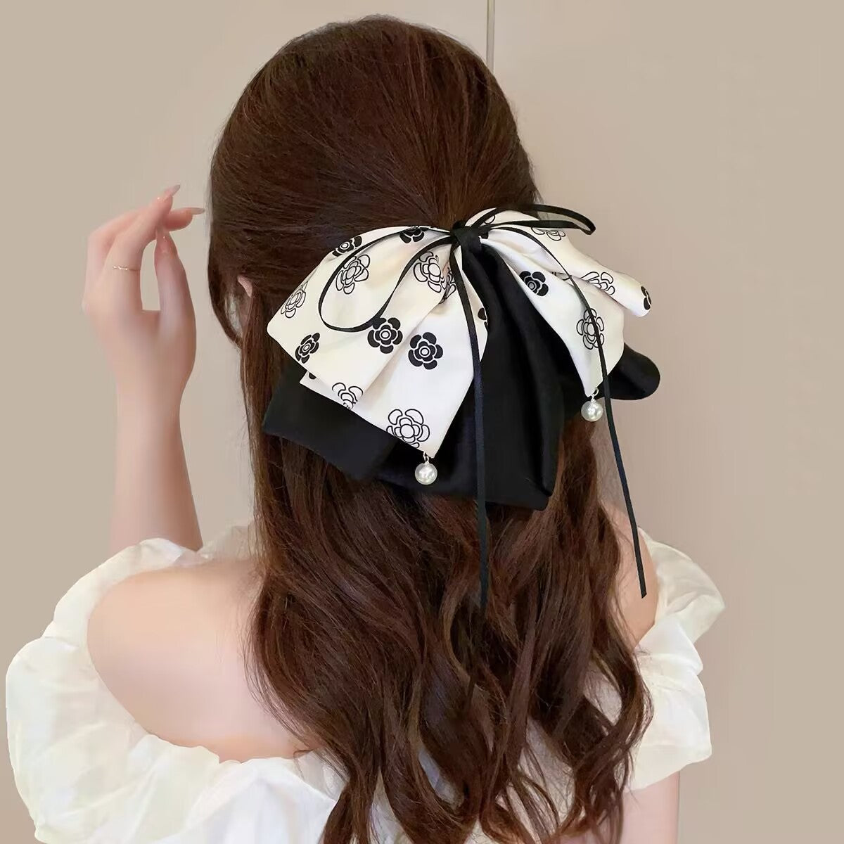 Elegant Bow Crystal Hair Claw Clip