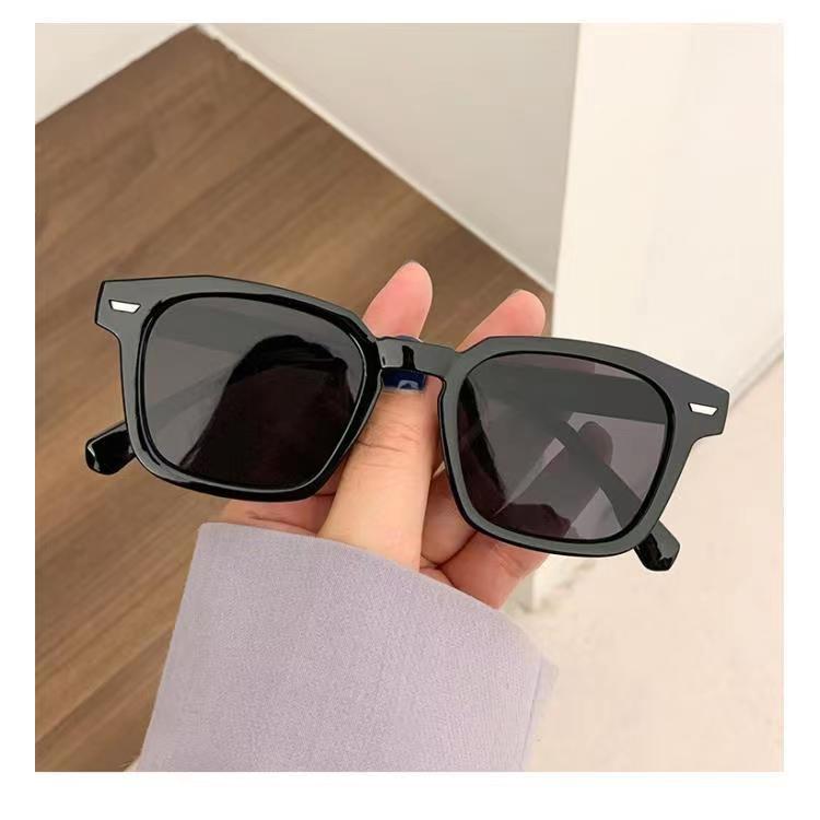 Retro Square Sunglasses