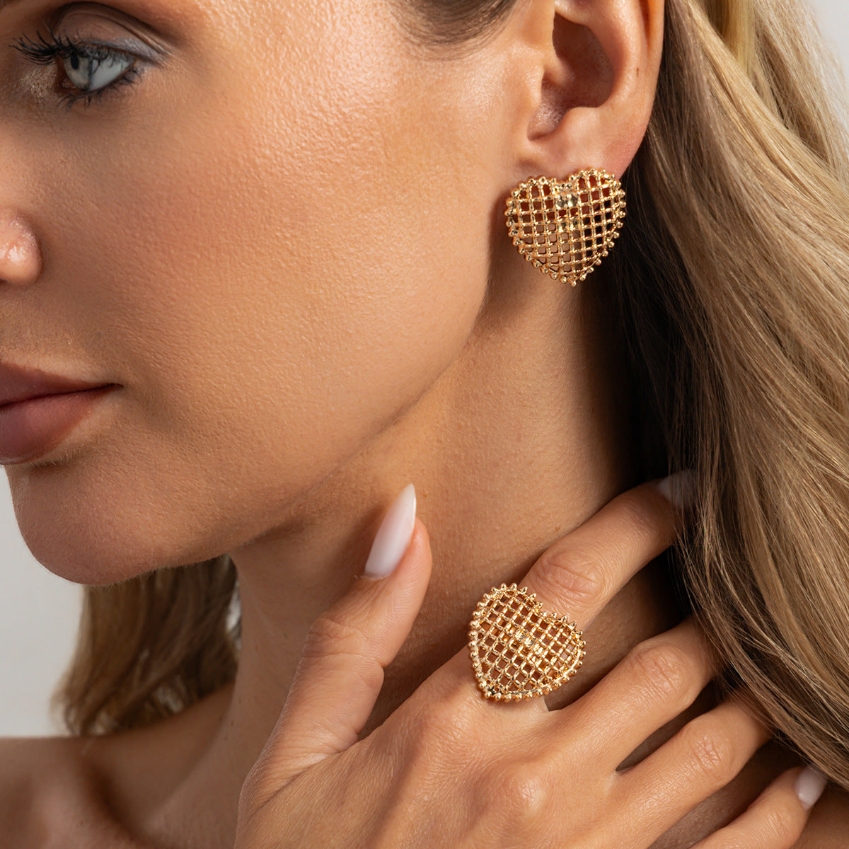 Hollow Round Ring Earrings Set