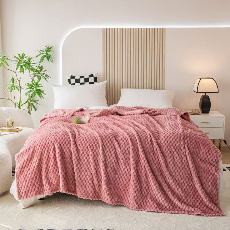Thickened Golden Beetle Fleece Blanket