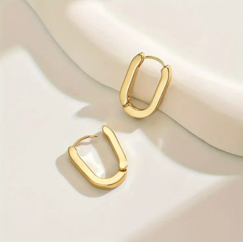 Minimalist U-Shaped Earrings