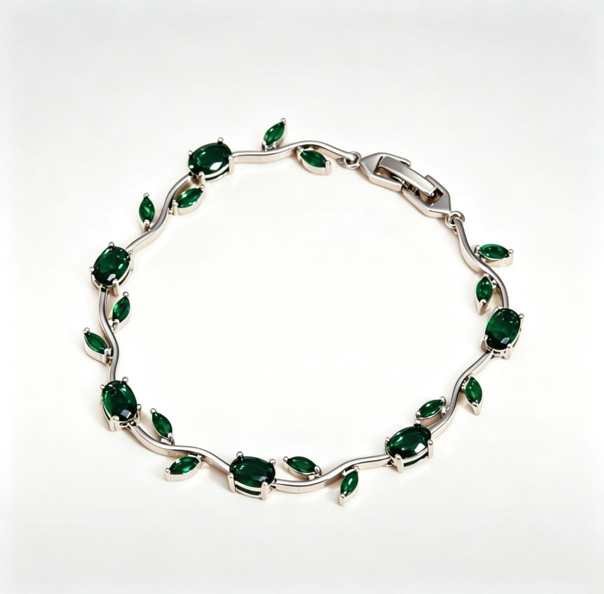 Vintage Floral Zircon Alloy Bracelet