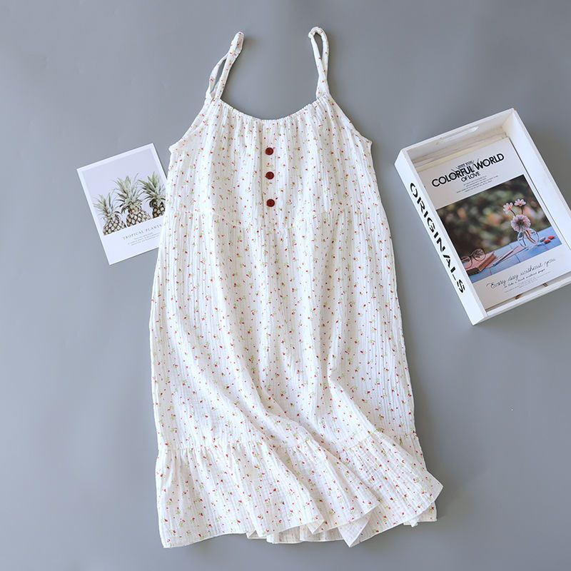 Short-sleeved nightgown